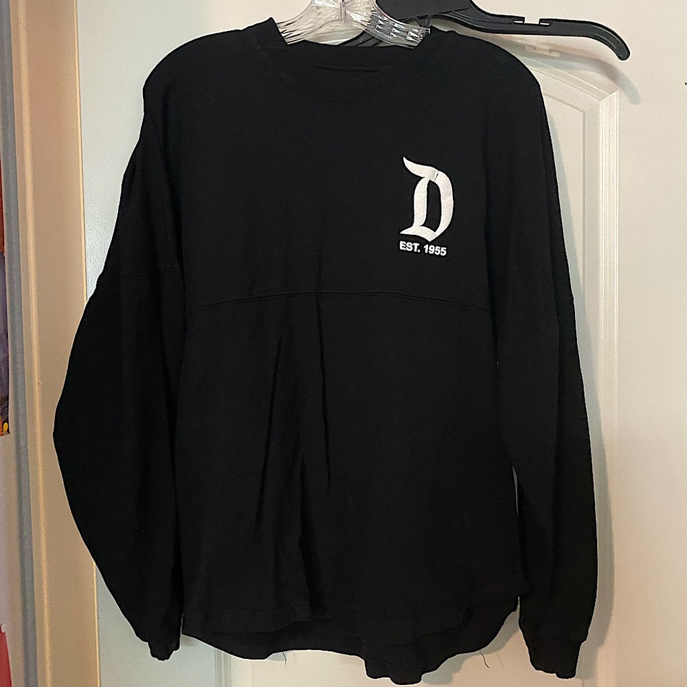 Long sleeve real Disney long sleeve tee/sweater, black